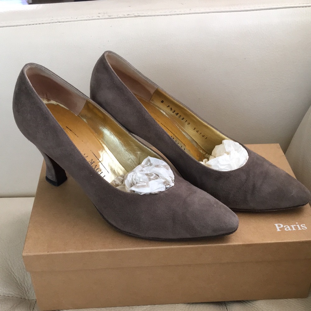 Bruno Magli Heels 7.5 B